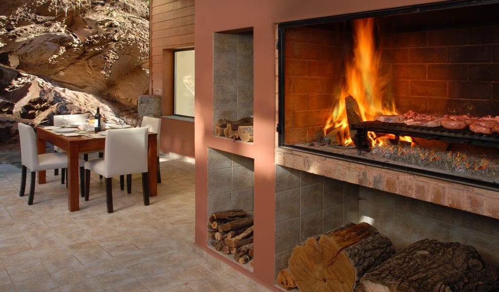 Catalonia Sur Aparts-Spa San Carlos de Bariloche Bagian luar foto
