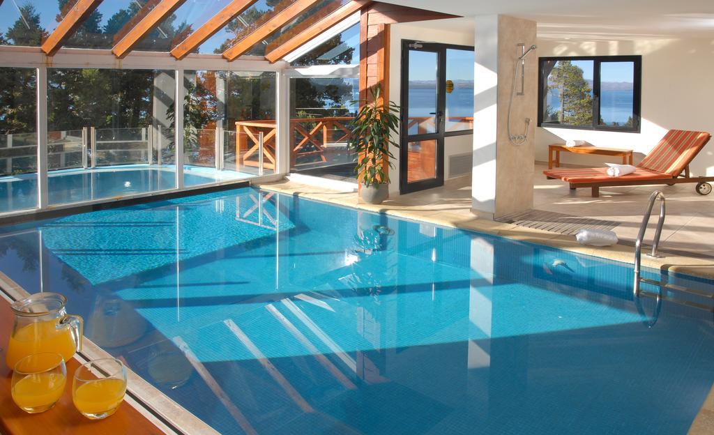 Catalonia Sur Aparts-Spa San Carlos de Bariloche Bagian luar foto