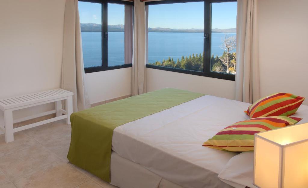 Catalonia Sur Aparts-Spa San Carlos de Bariloche Ruang foto